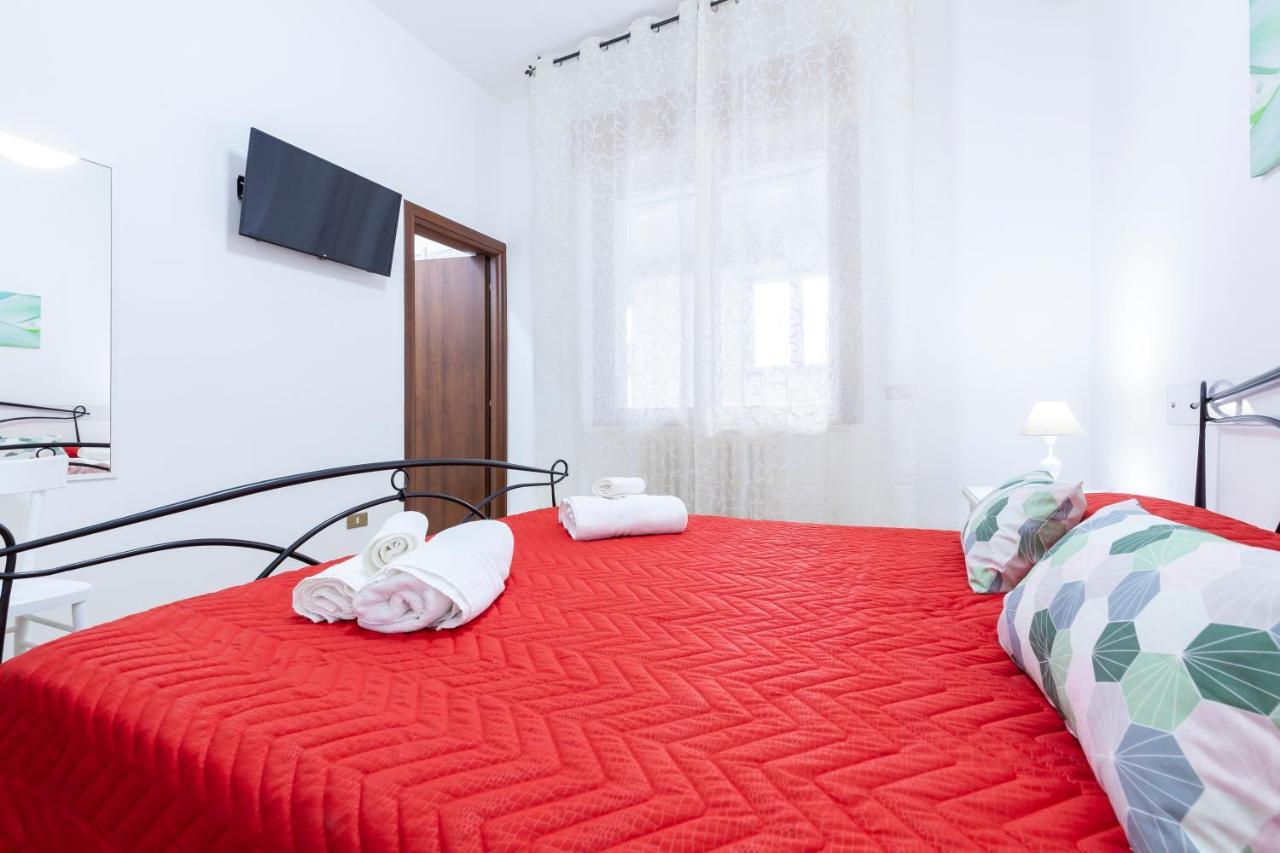 Lupomonaco Rooms Veglie Kültér fotó