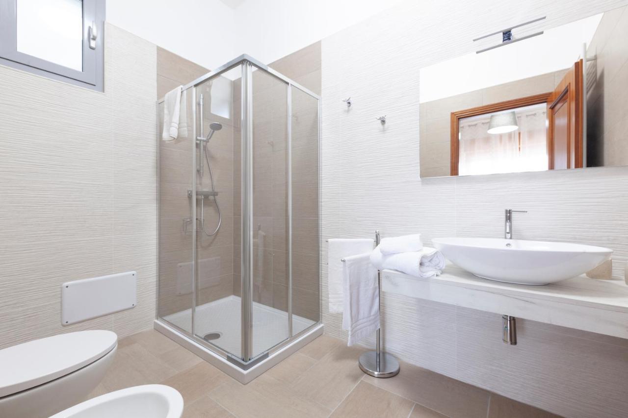 Lupomonaco Rooms Veglie Kültér fotó