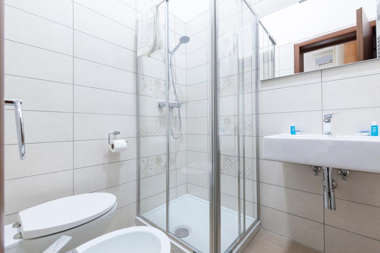 Lupomonaco Rooms Veglie Kültér fotó